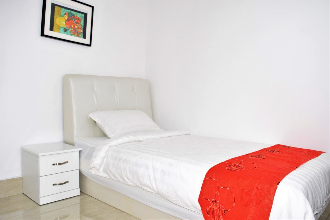S Rose Hotel Σεπάνγκ Εξωτερικό φωτογραφία